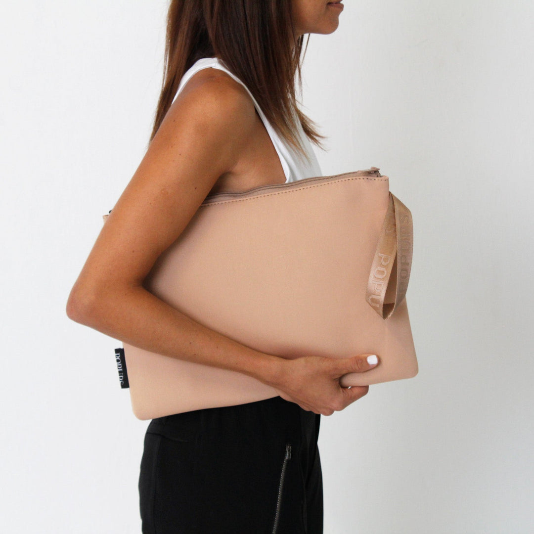 LAPTOP SLEEVE TAN