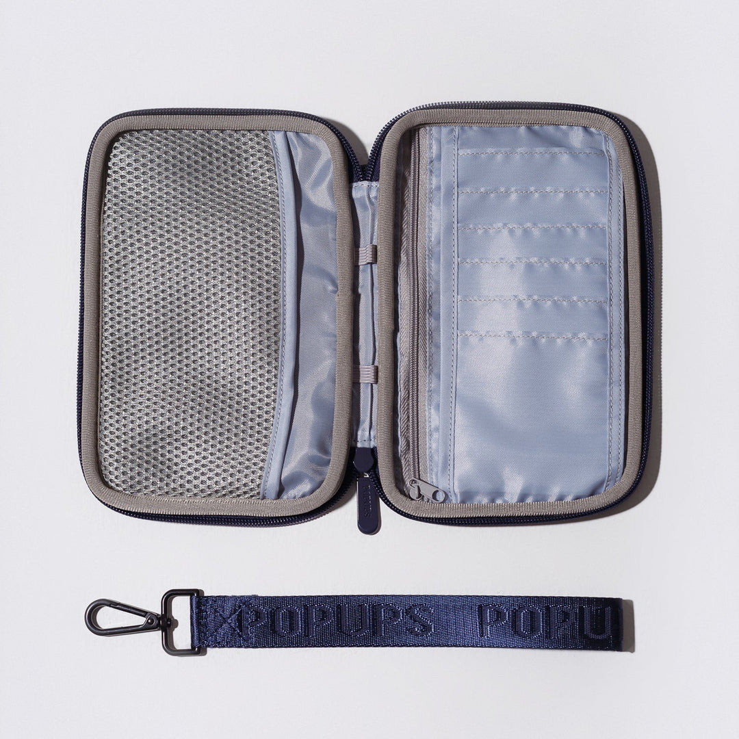 PASSPORT WALLET DEEP BLUE