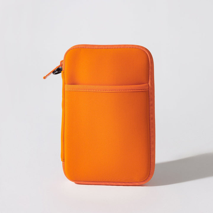 PASSPORT WALLET BURNT ORANGE