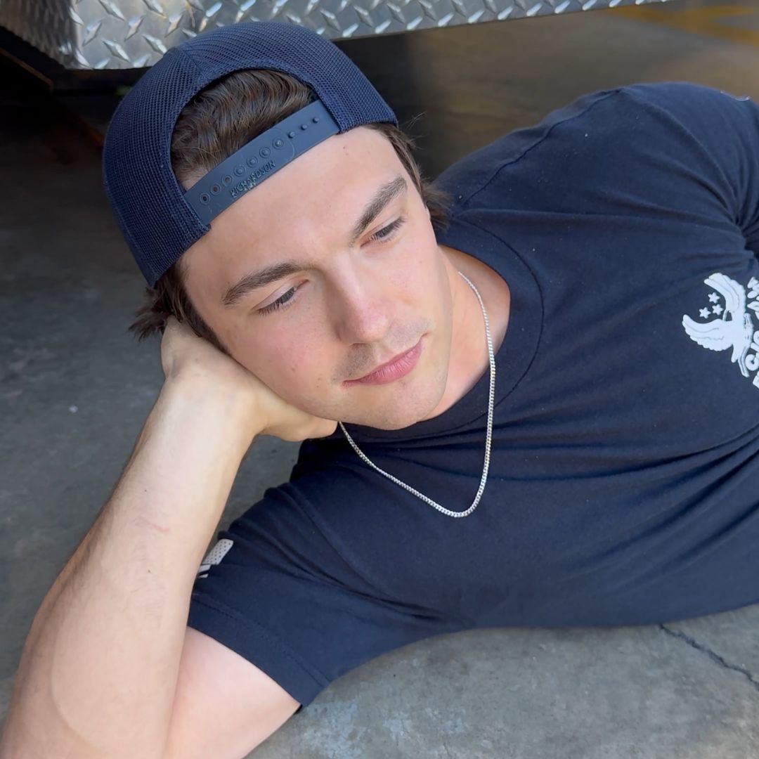 Silver Men's Curb Chain Necklace