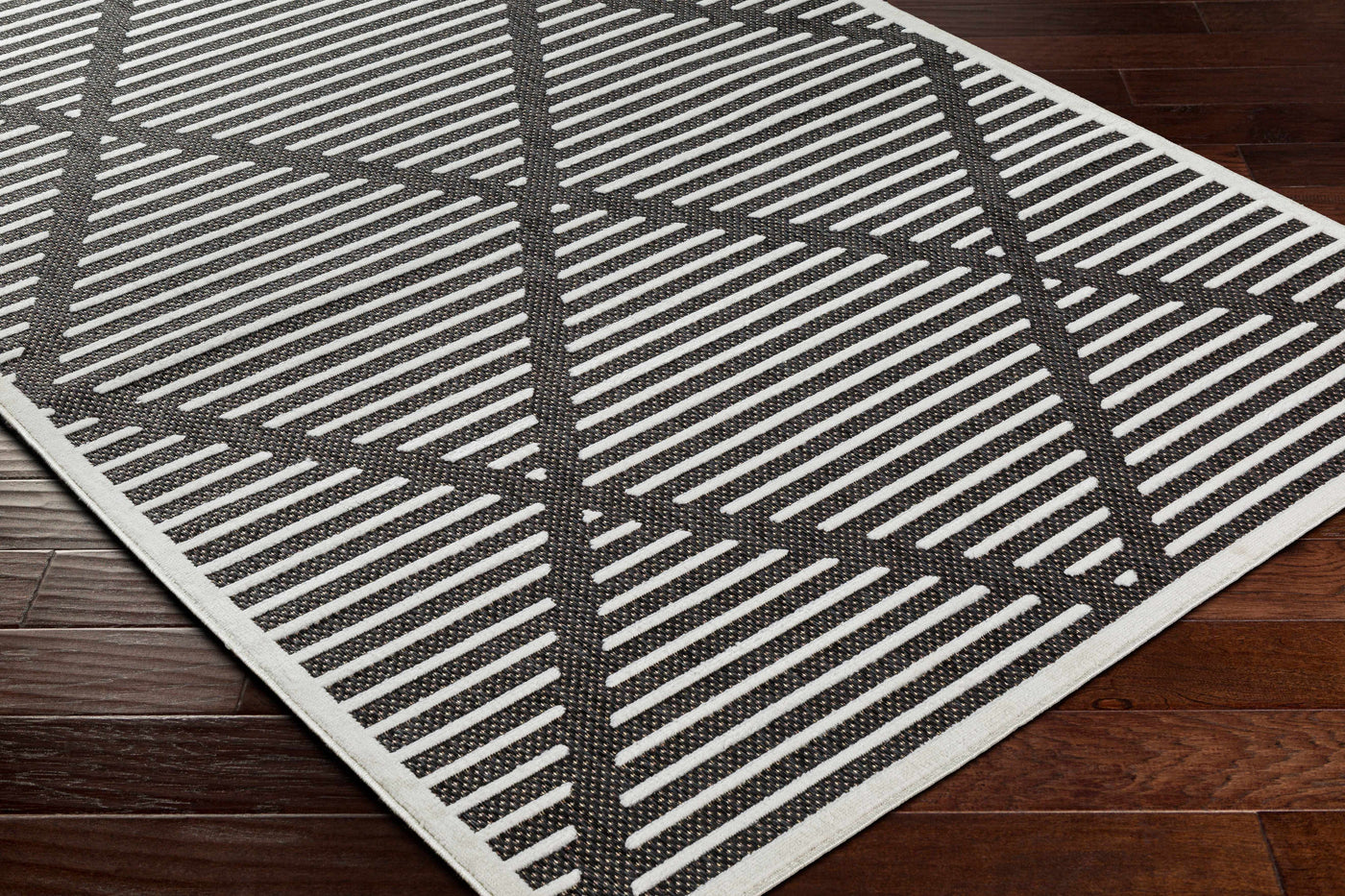 Anah Black Outdoor Rug