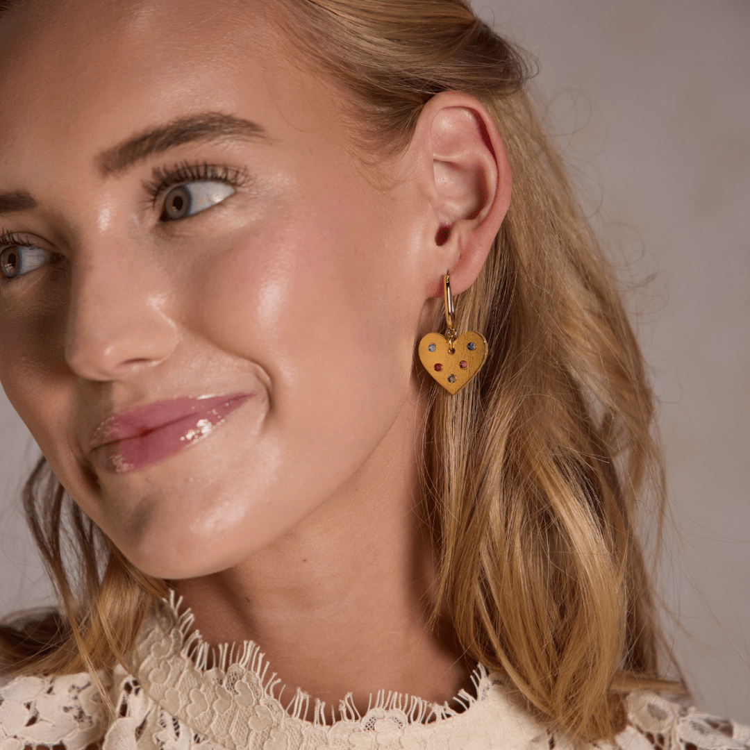 Vintage Gold Jeweled Quinn